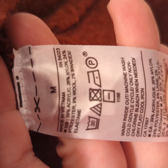 Banana Republic Wool Blend Crew Neck Sweater - Relaxed fit (M) - Picture 3 of 5